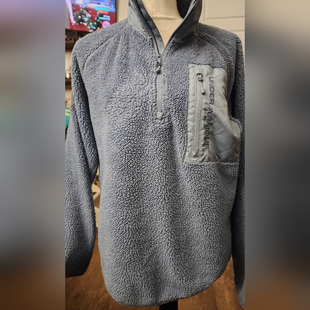 Preowned‎ Under Armour Fleece